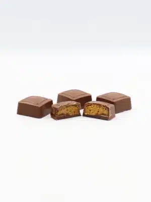 Milk Chocolate with Lotus Cream and Kunafa